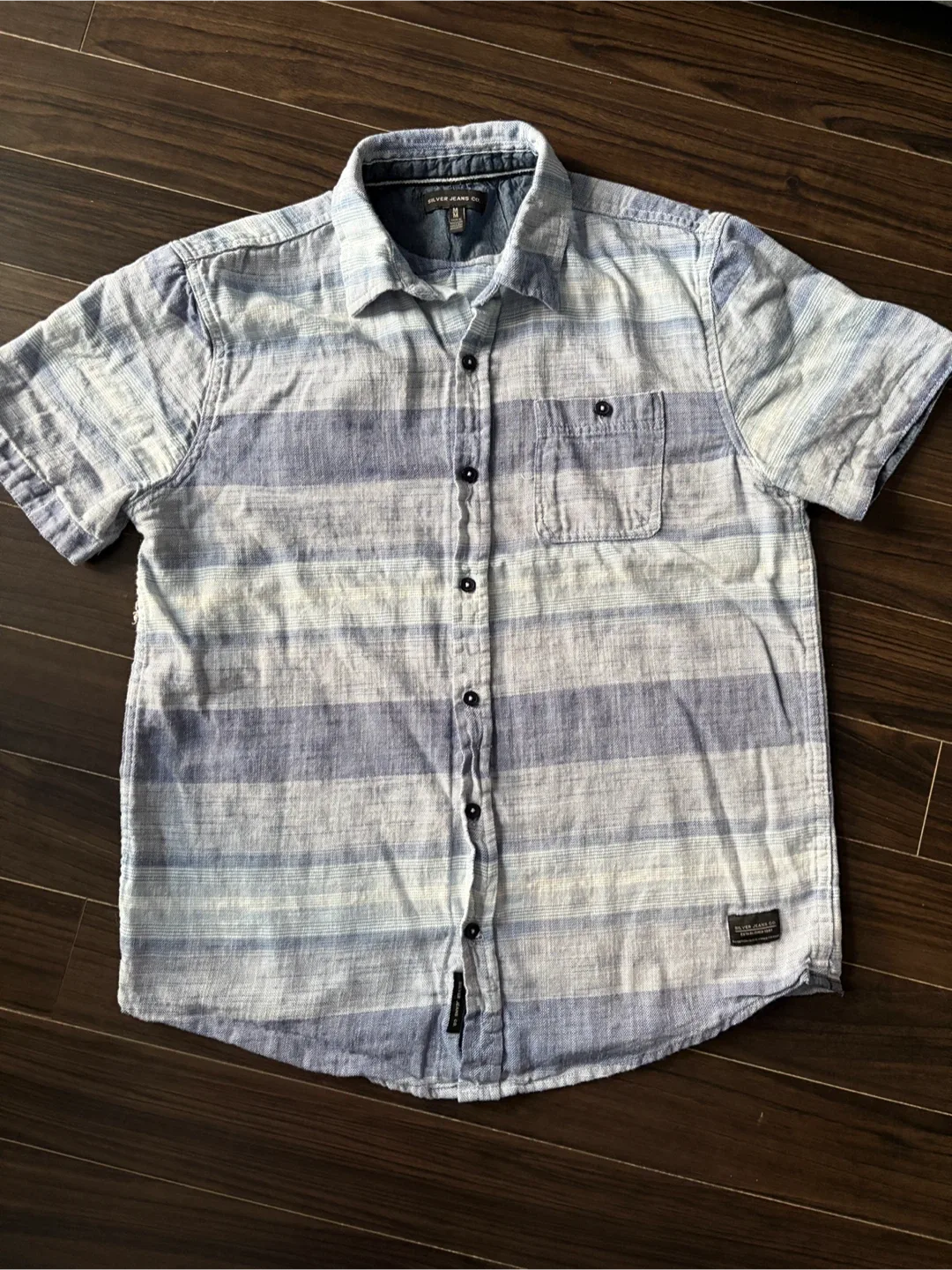 T-Shirts + Shirt bundle - Size M image indicator(2)