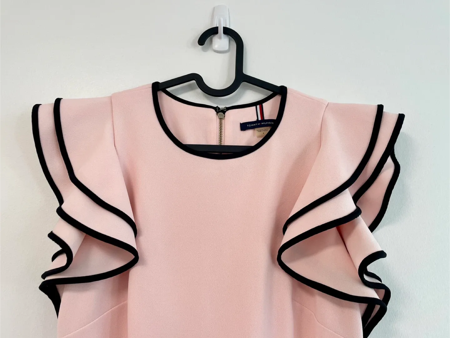 Tommy Hilfiger Pink Ruffle Sleeve Dress - Size 4 image indicator(4)