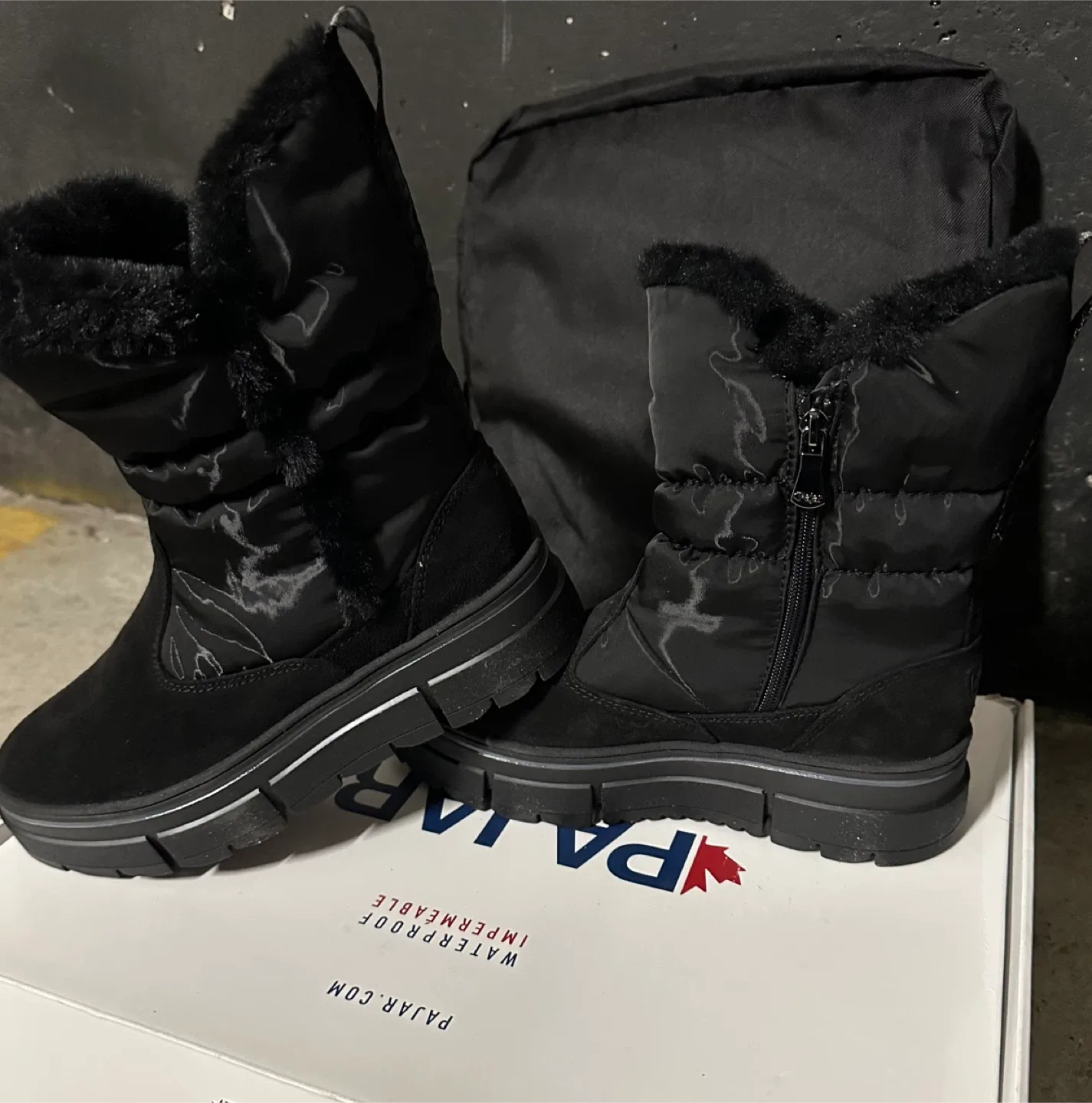 New-women’s Pajar Hira Waterproof Winter Boots - Size 38 image indicator(4)