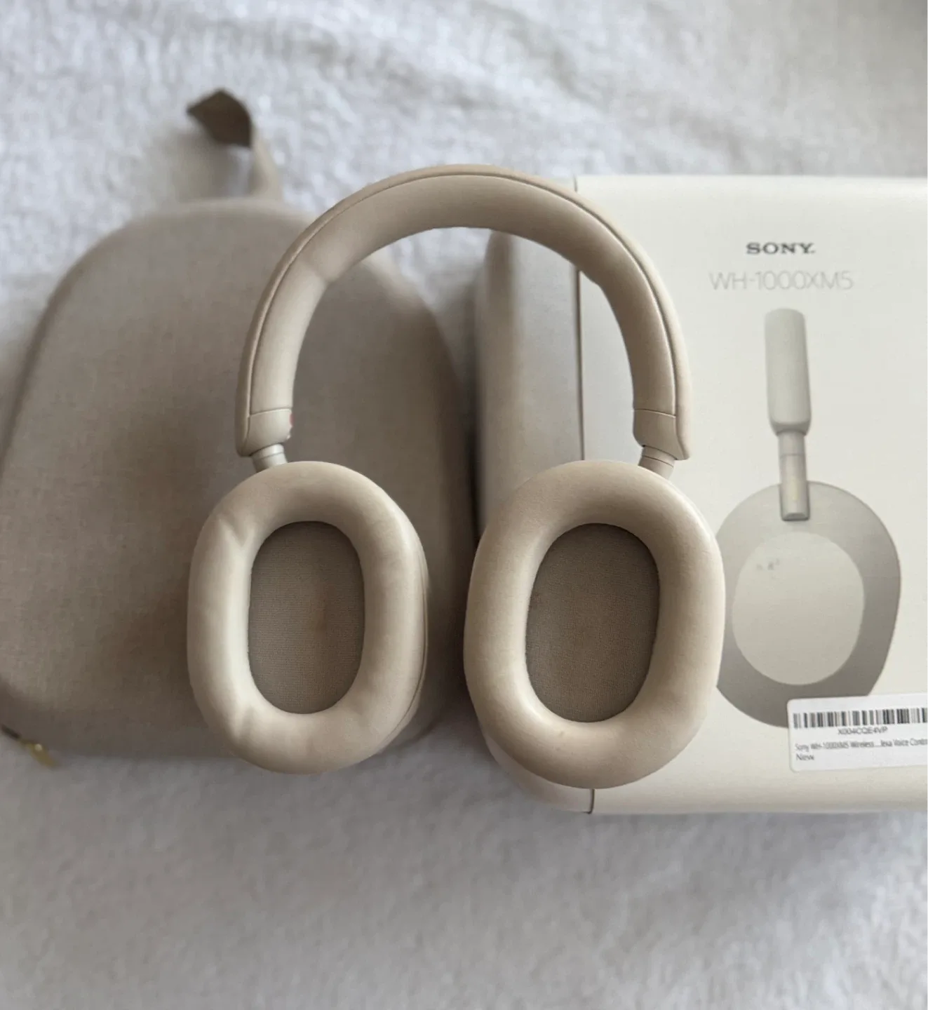Sony WH-1000XM5 Wireless Noise-Canceling Headphones image indicator(2)