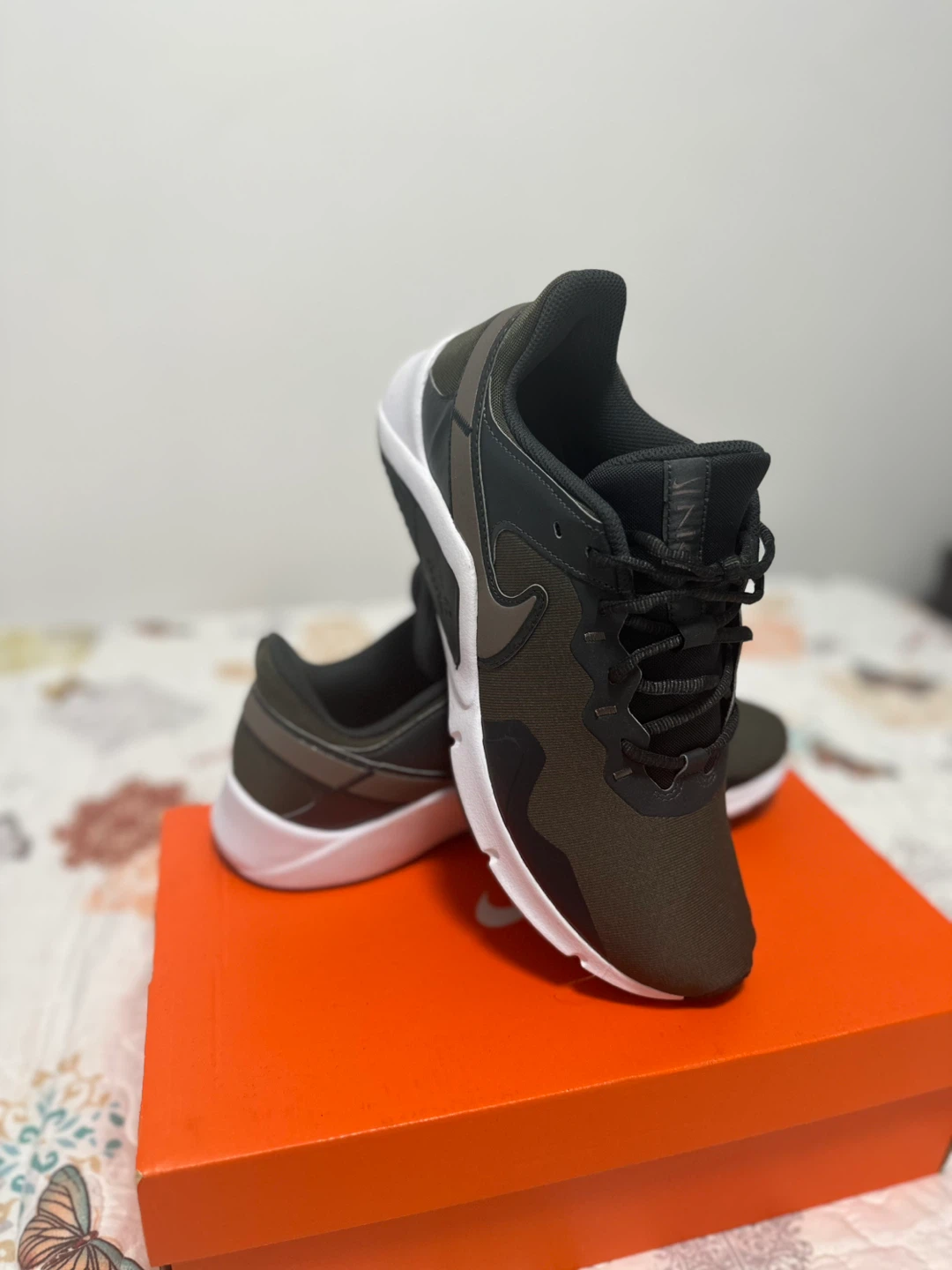 Nike Essential 2