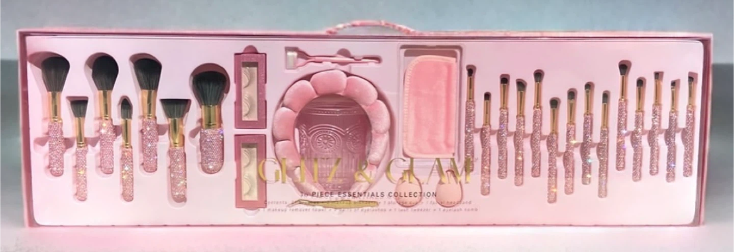 Glitz & Glam 30 Piece makeup brush set