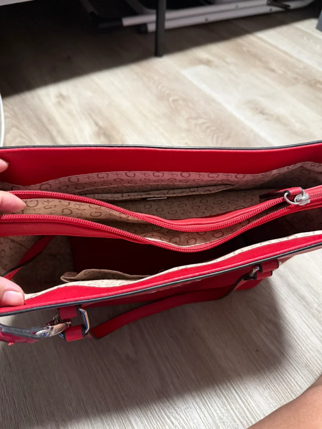 Guess Red Tote Bag with Pouch image indicator(2)