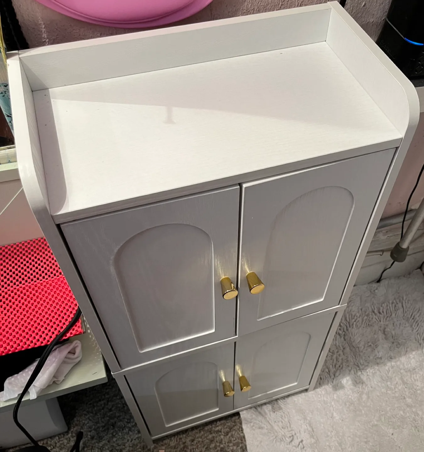 🥕White Cabinet with Doors image indicator(2)