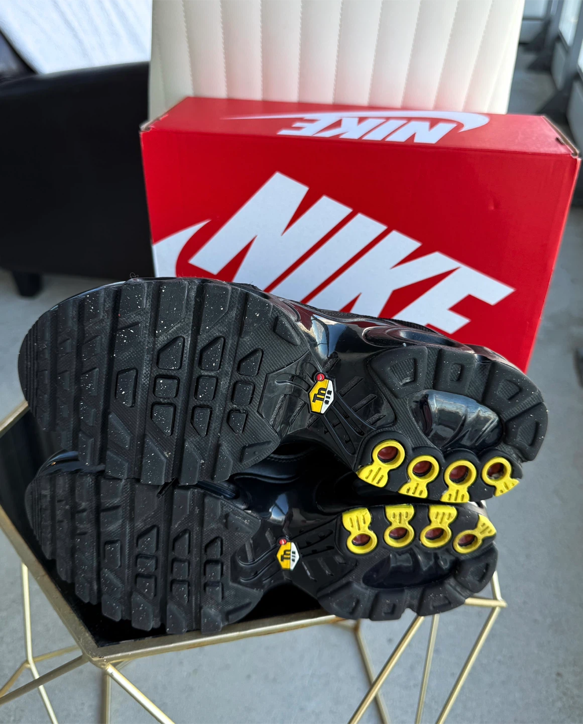 Nike Air Max Plus Black - photo 3