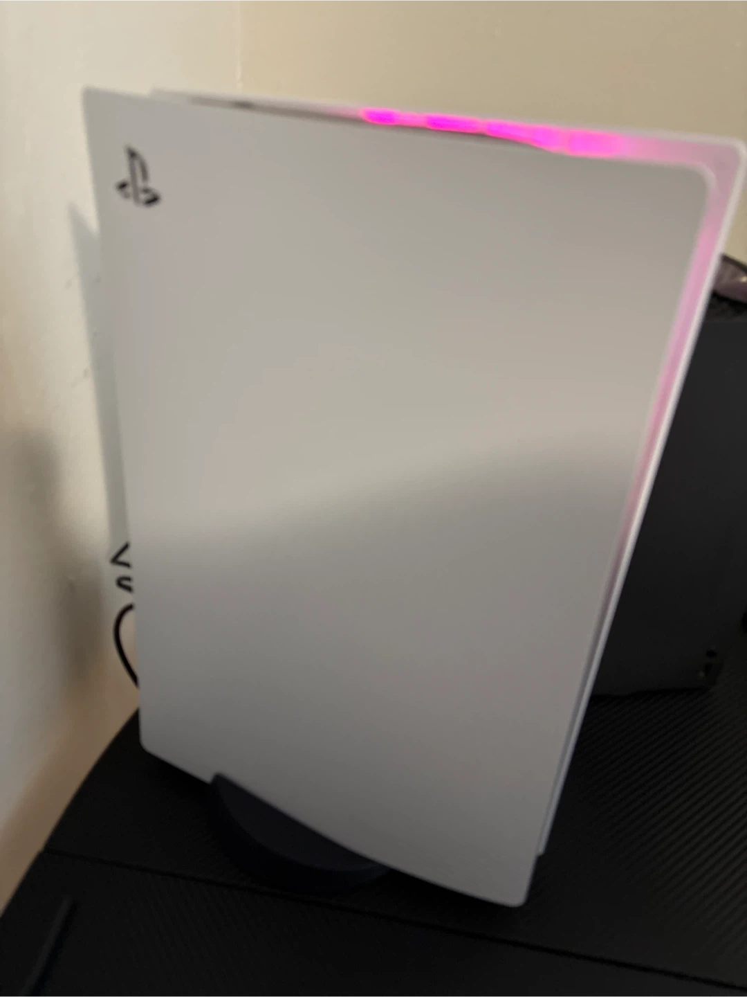 PlayStation 5 console and controller - photo 2