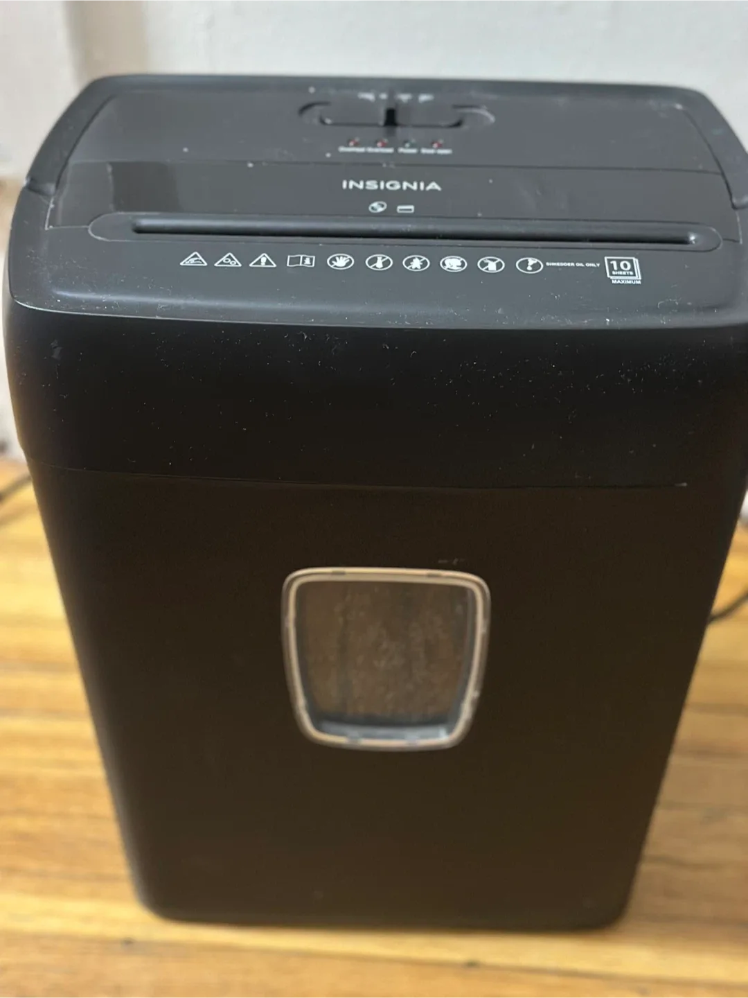 Insignia Paper Shredder - Home/Office image indicator(2)