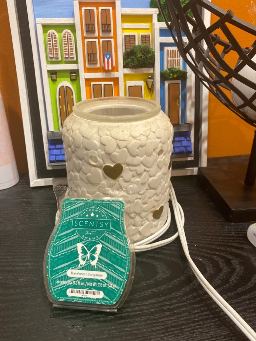 Scentsy Warmer with Rainforest Bungalow Wax image indicator(2)