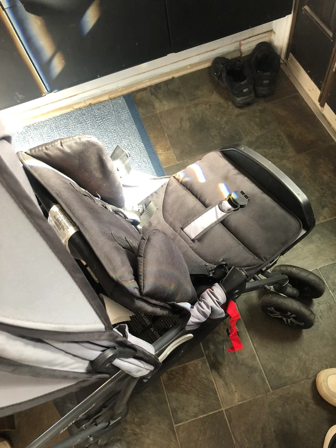 Baby Trend Sit N Stand Double Stroller image indicator(2)