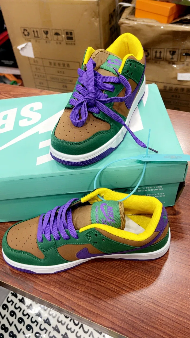 Nike SB Dunk Low Pro Green/Brown/Purple image indicator(3)