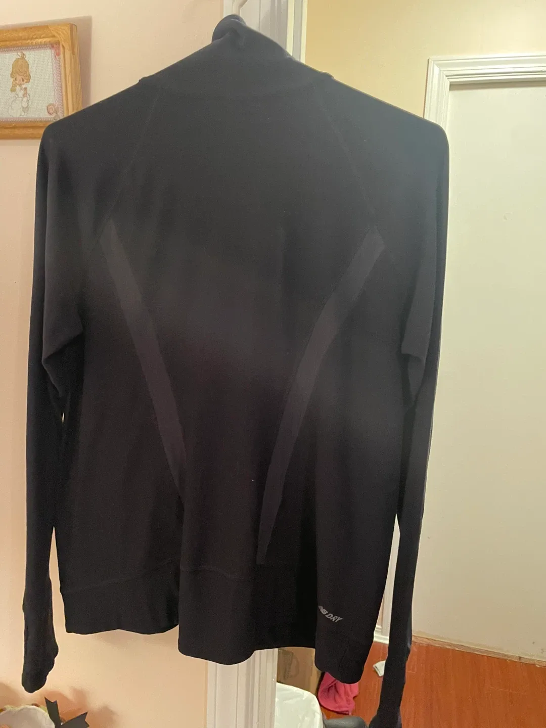 New Balance sweater size large image indicator(3)