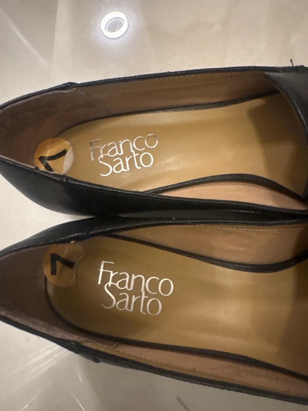 Franco Sarto Black Leather Flats - Size 7 image indicator(4)