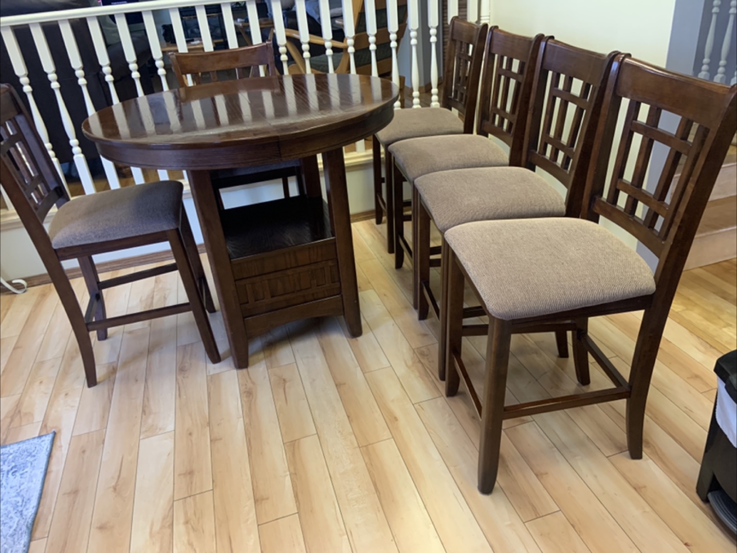Dark Wood Round Dining Table with 6 Chairs - photo 5
