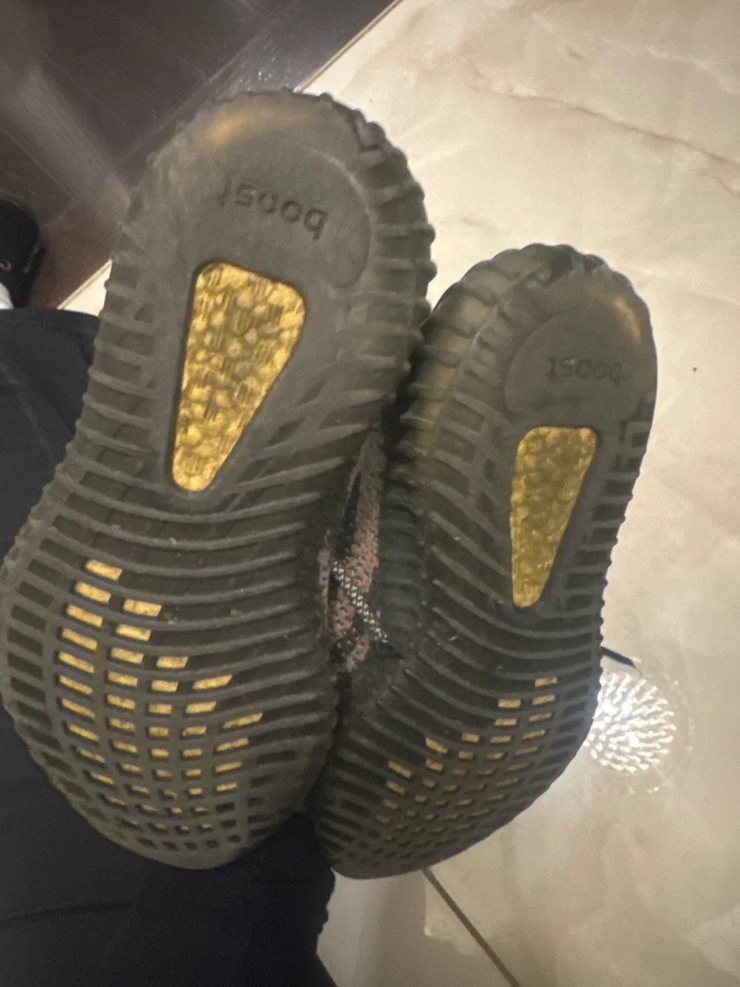 Adidas Yeezy Boost 350 V2 Beluga Used image indicator(7)