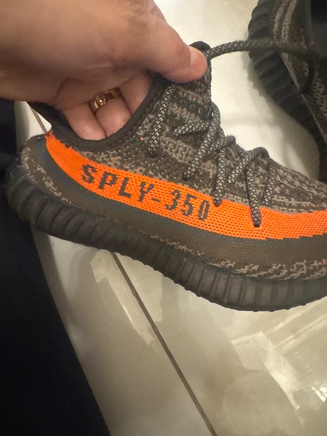 Adidas Yeezy Boost 350 V2 Beluga Used image indicator(8)