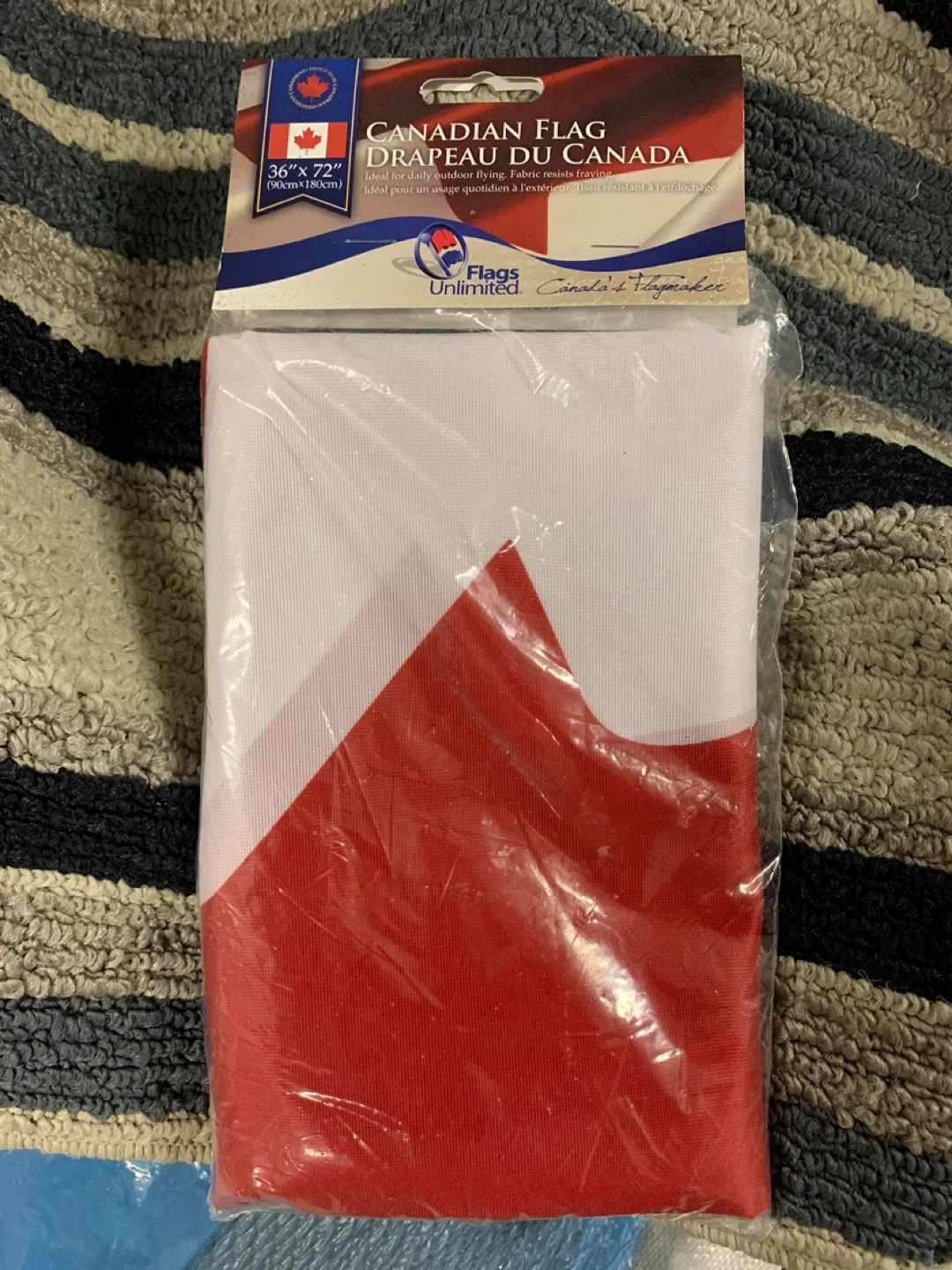 New Canadian Flag 36"x72" thumbnail