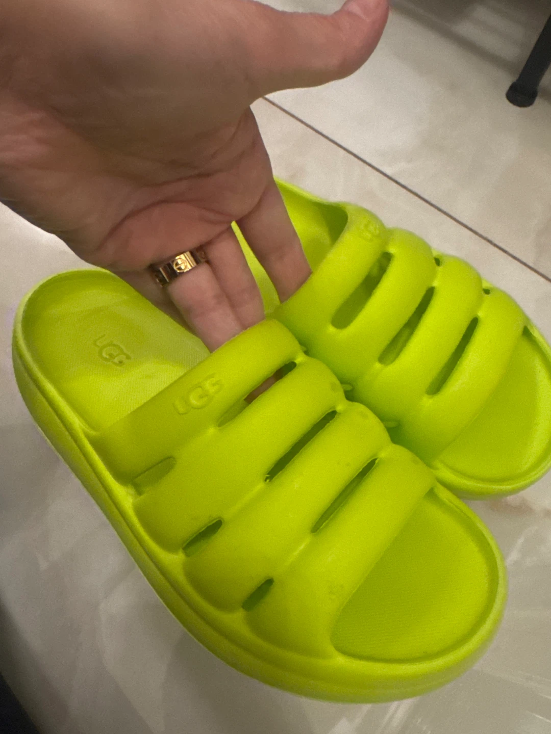 UGG Fluff Yeah Slides - Neon Green