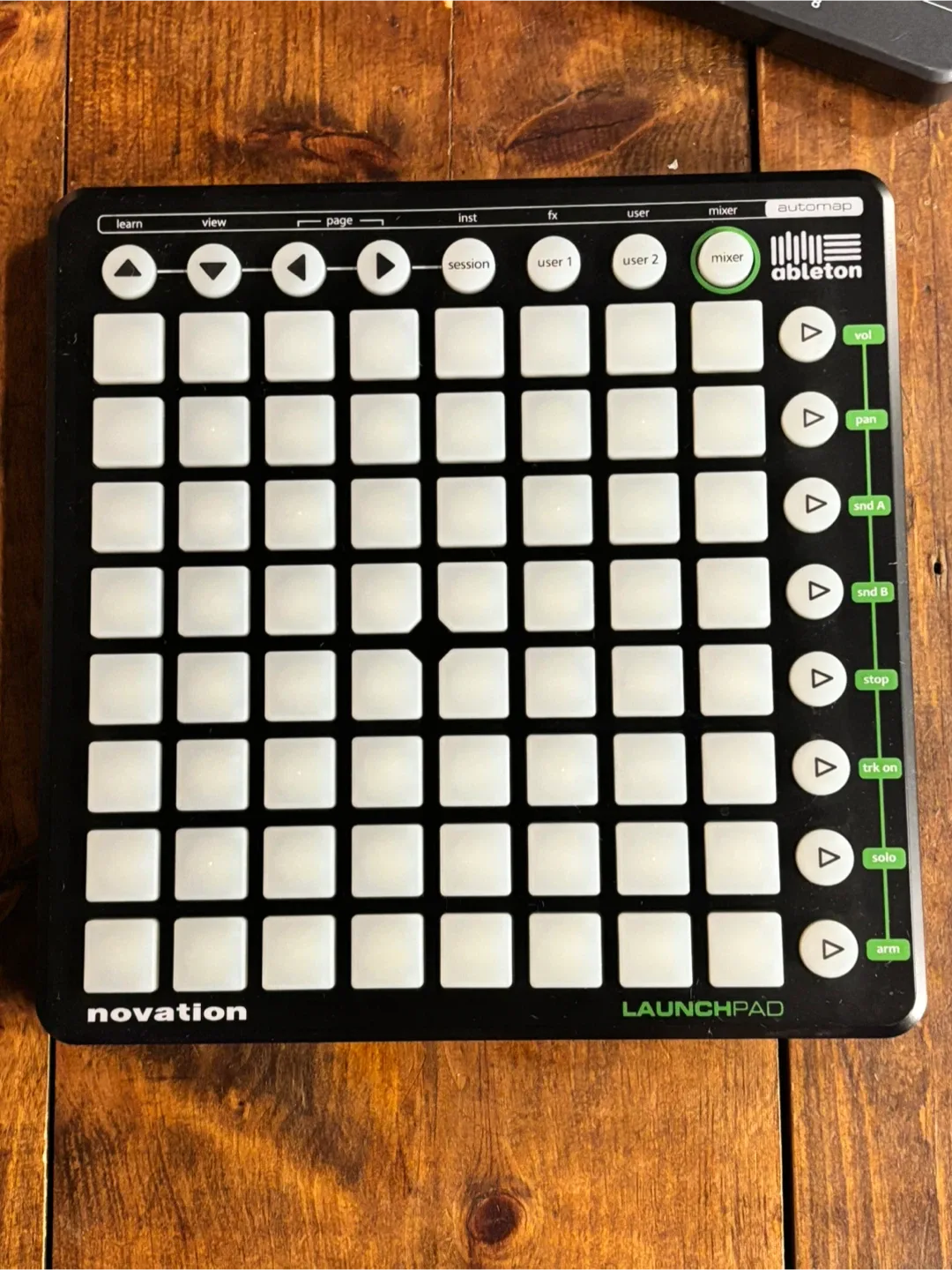Novation Launchpad & Launch Control XL image indicator(2)