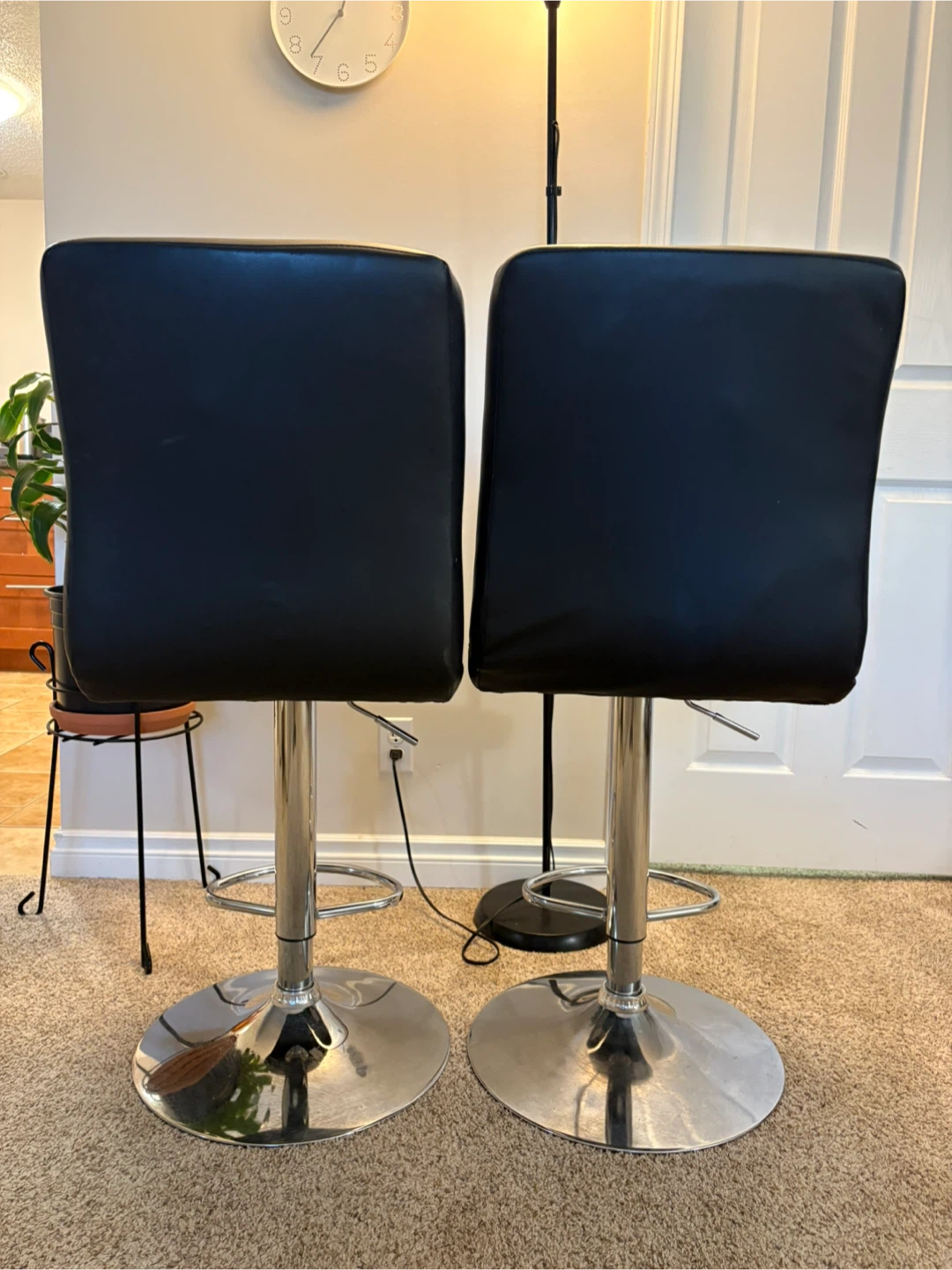 Pair of Black Bar Stools - photo 4