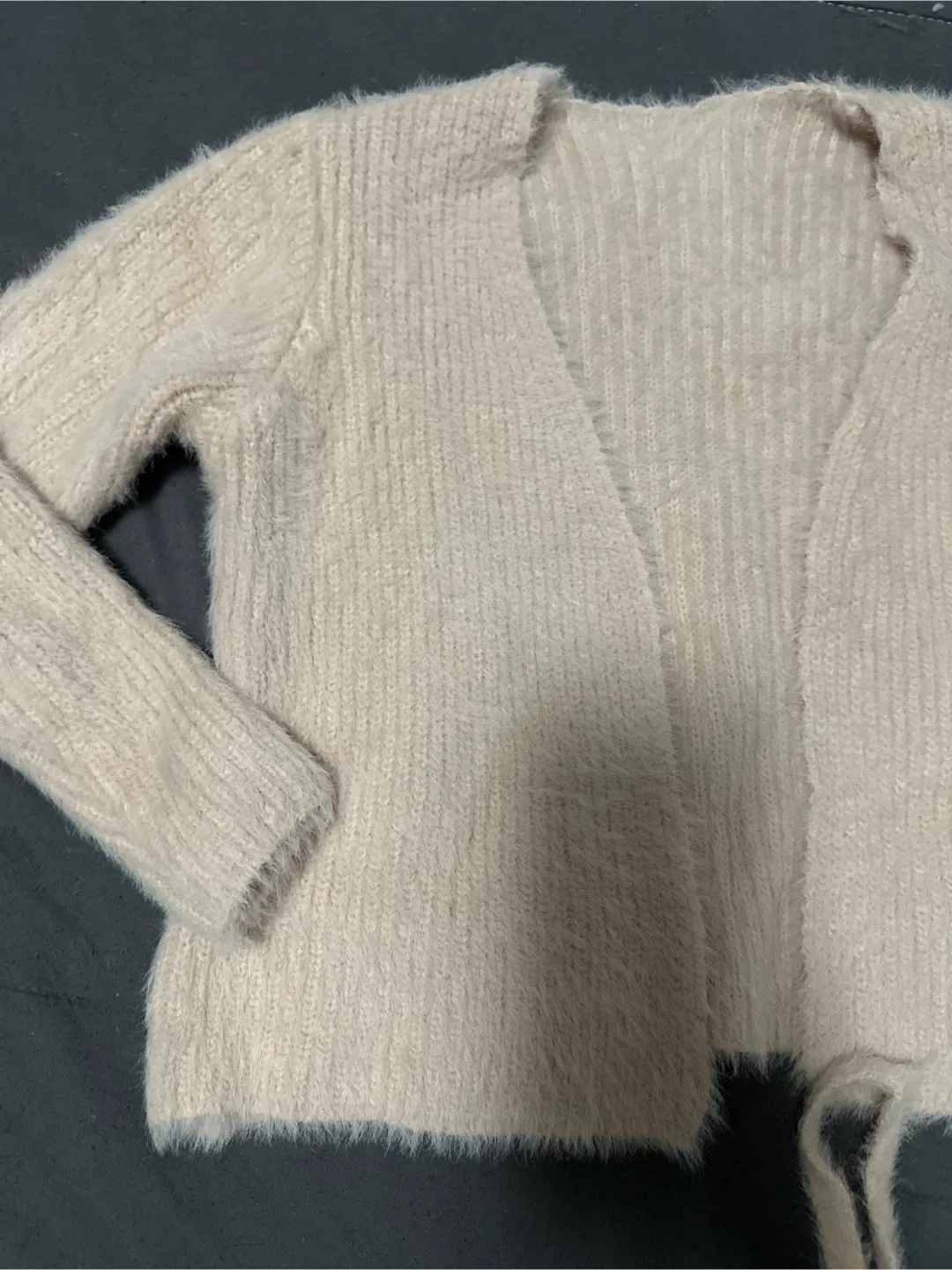 Fluffy Cardigan & Top Set thumbnail