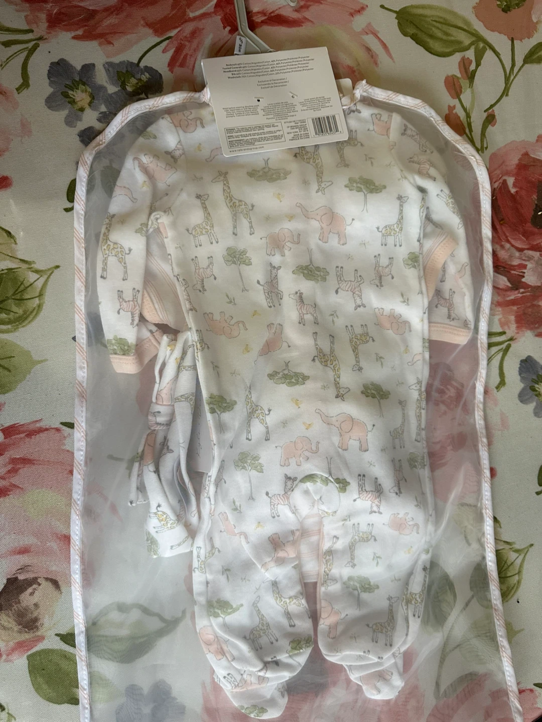 Baby 8-Piece Gift Set (0-3M) - photo 2