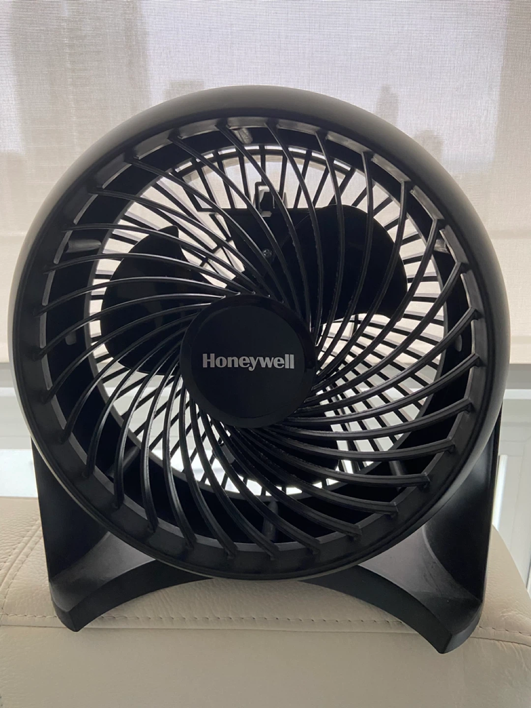 Honeywell Black TurboForce Air Circulator Fan - photo 2
