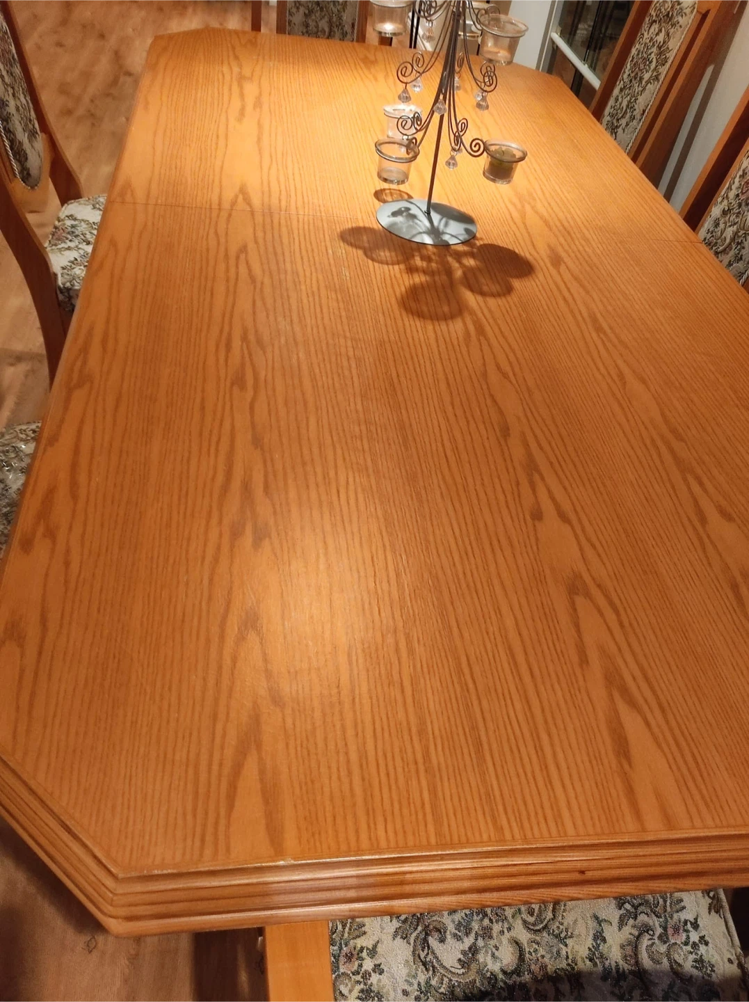Dining Room Set: Table, 6 Chairs & Display Cabinet - photo 5