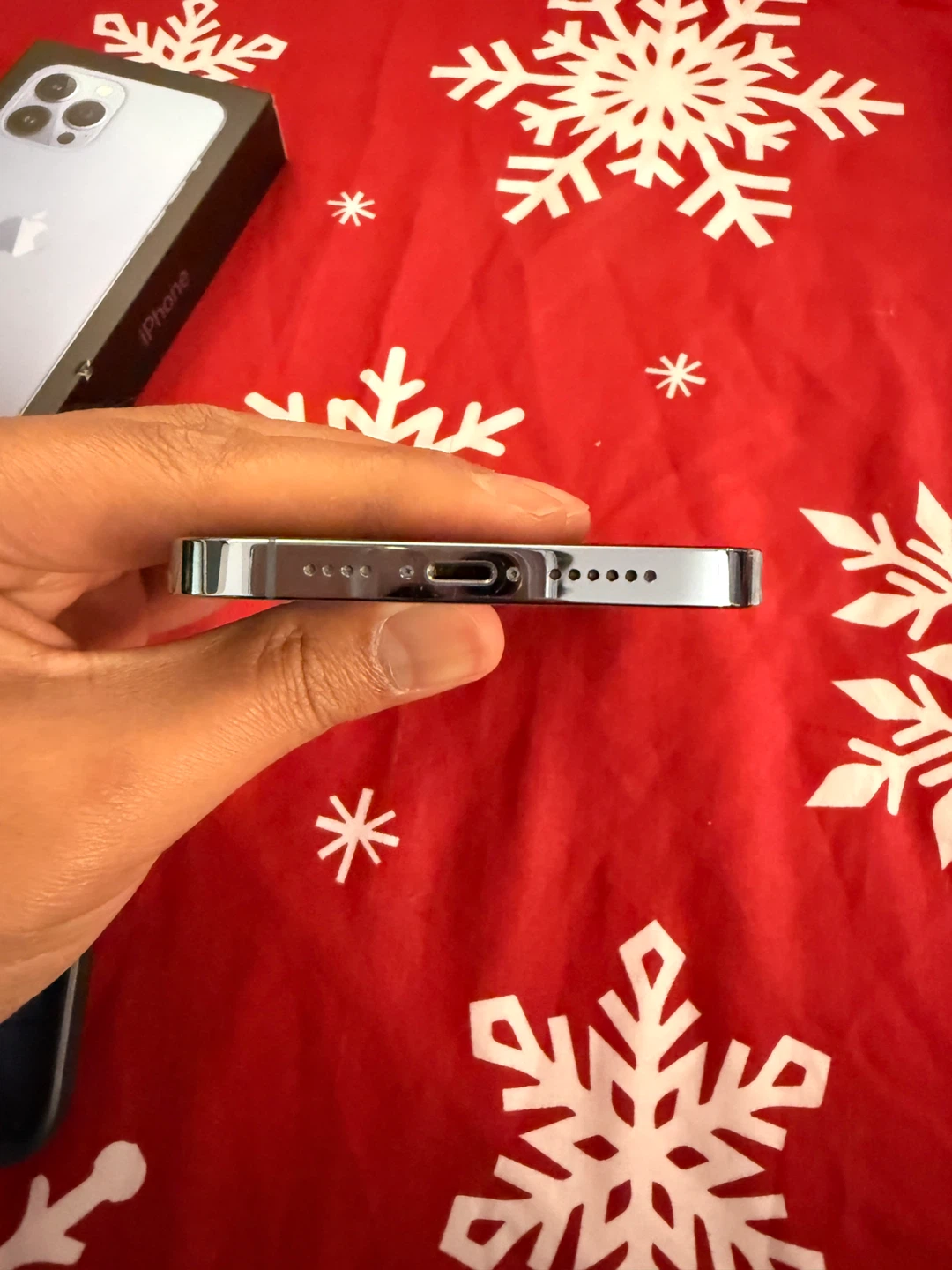 iPhone 13 Pro Max - Great Condition! - photo 2
