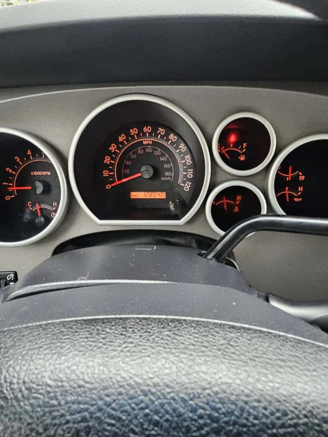 2010 Toyota tundra, quad cab, 4 x 4 image indicator(6)