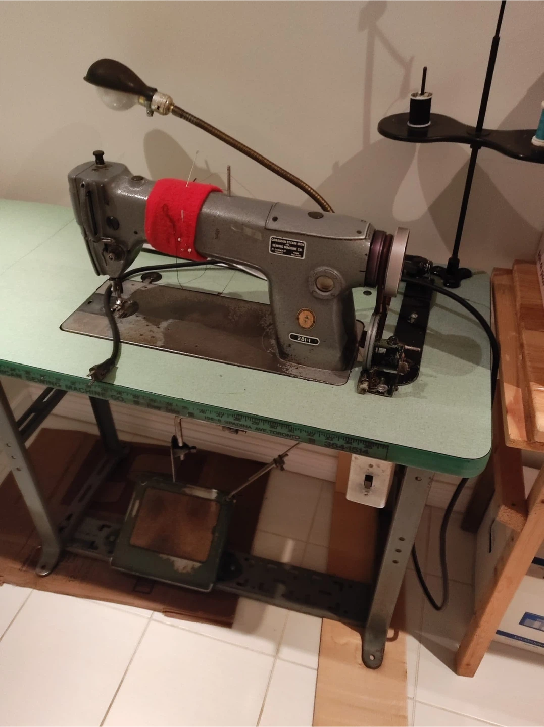 Canadian Sewing Machine Co. 28I-1