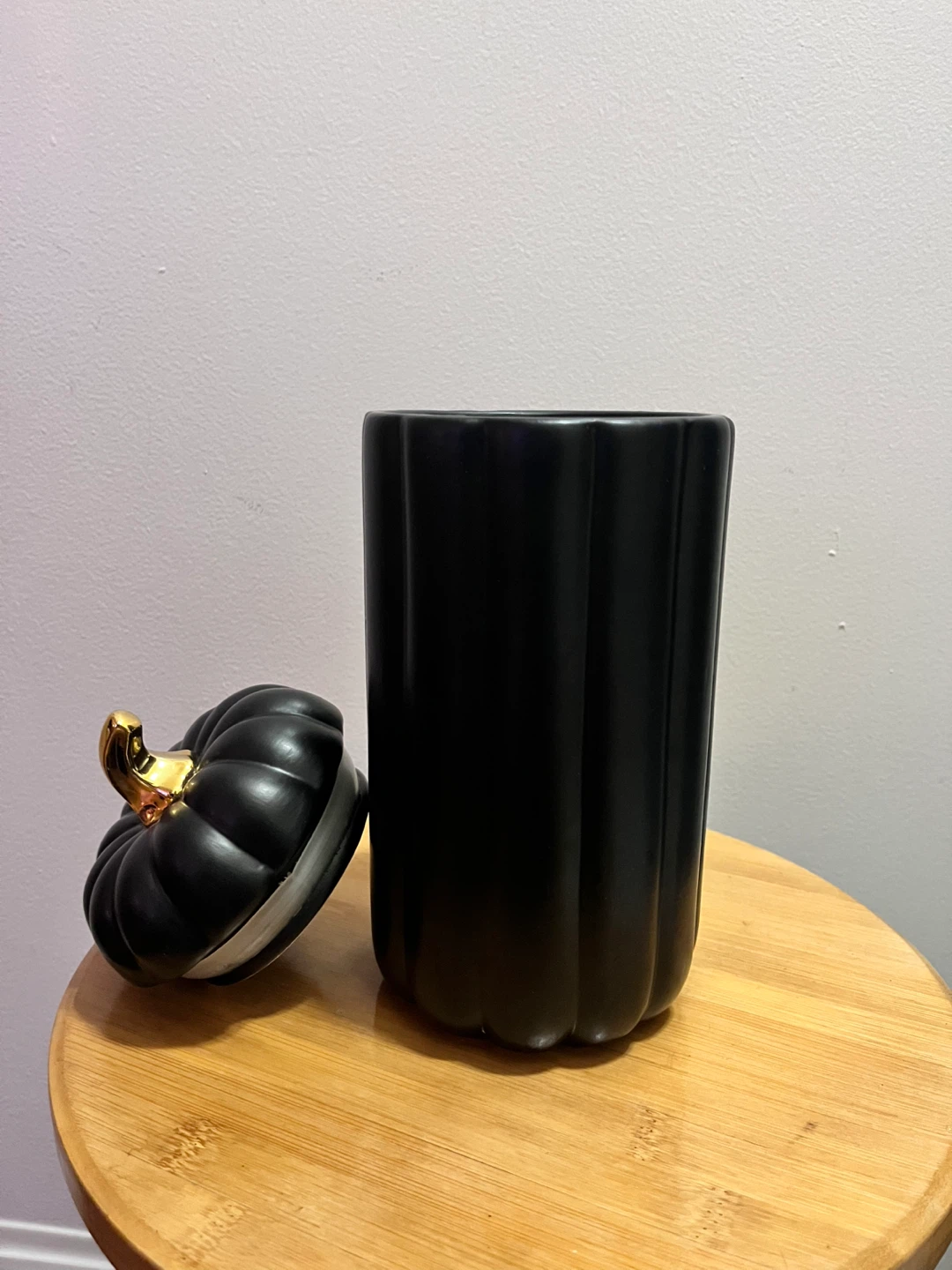 Black Pumpkin Jar with Lid - photo 2