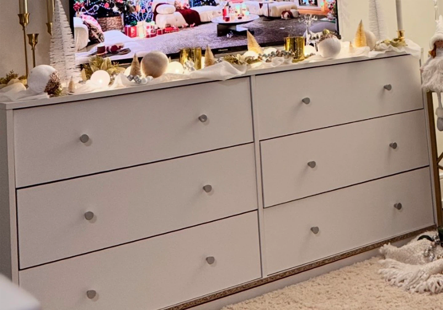White 6-Drawer Dresser