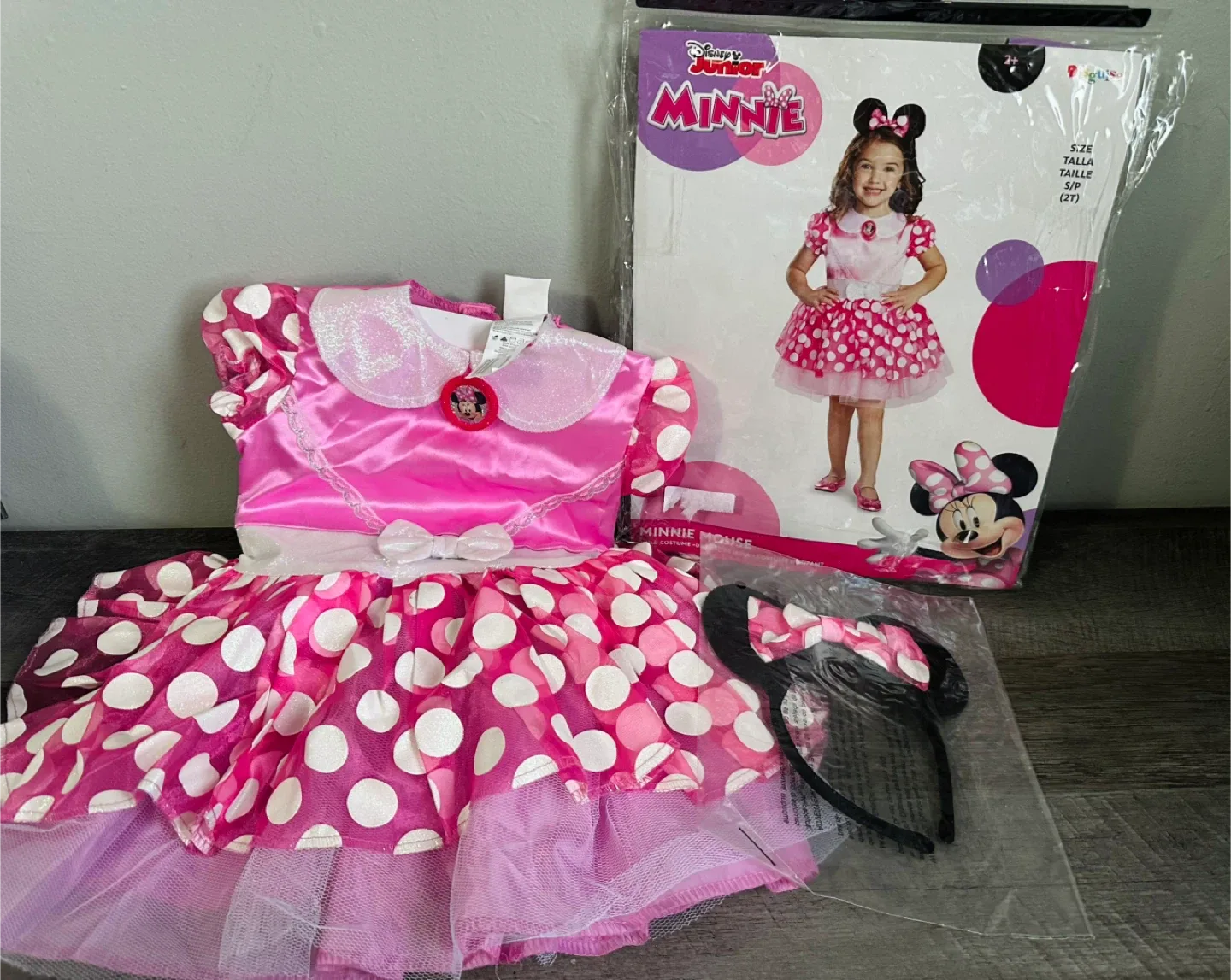 New- Disney Minnie Mouse Costume - Size S/P (2T)