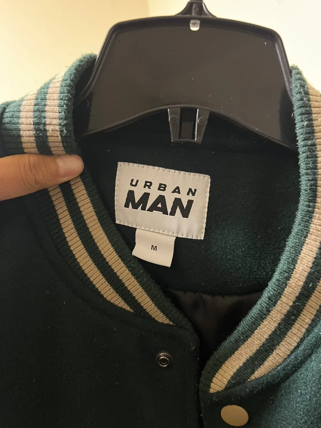 Urban Man Cali Varsity Jacket - Size M image indicator(3)