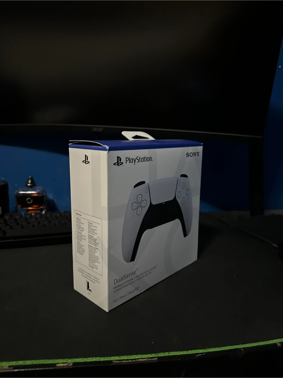 New Sony PlayStation 5 DualSense Wireless Controller - photo 2