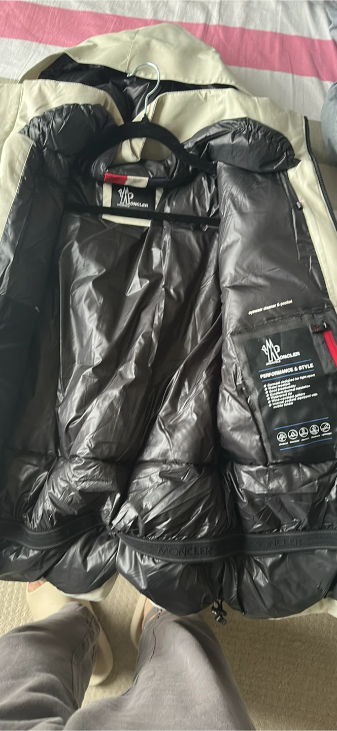 Moncler Beige Down Padded Jacket - photo 2