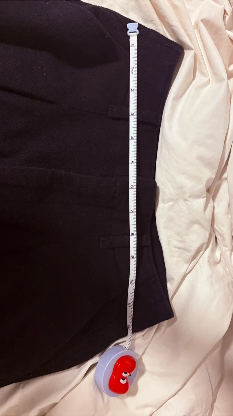 Uniqlo Wide Leg Cropped Pants - Size 6 image indicator(2)