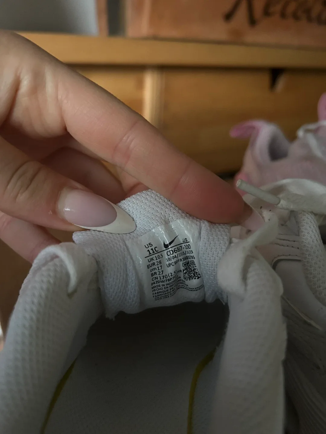 Nike Air Max 90 & 270 Size 11C image indicator(3)