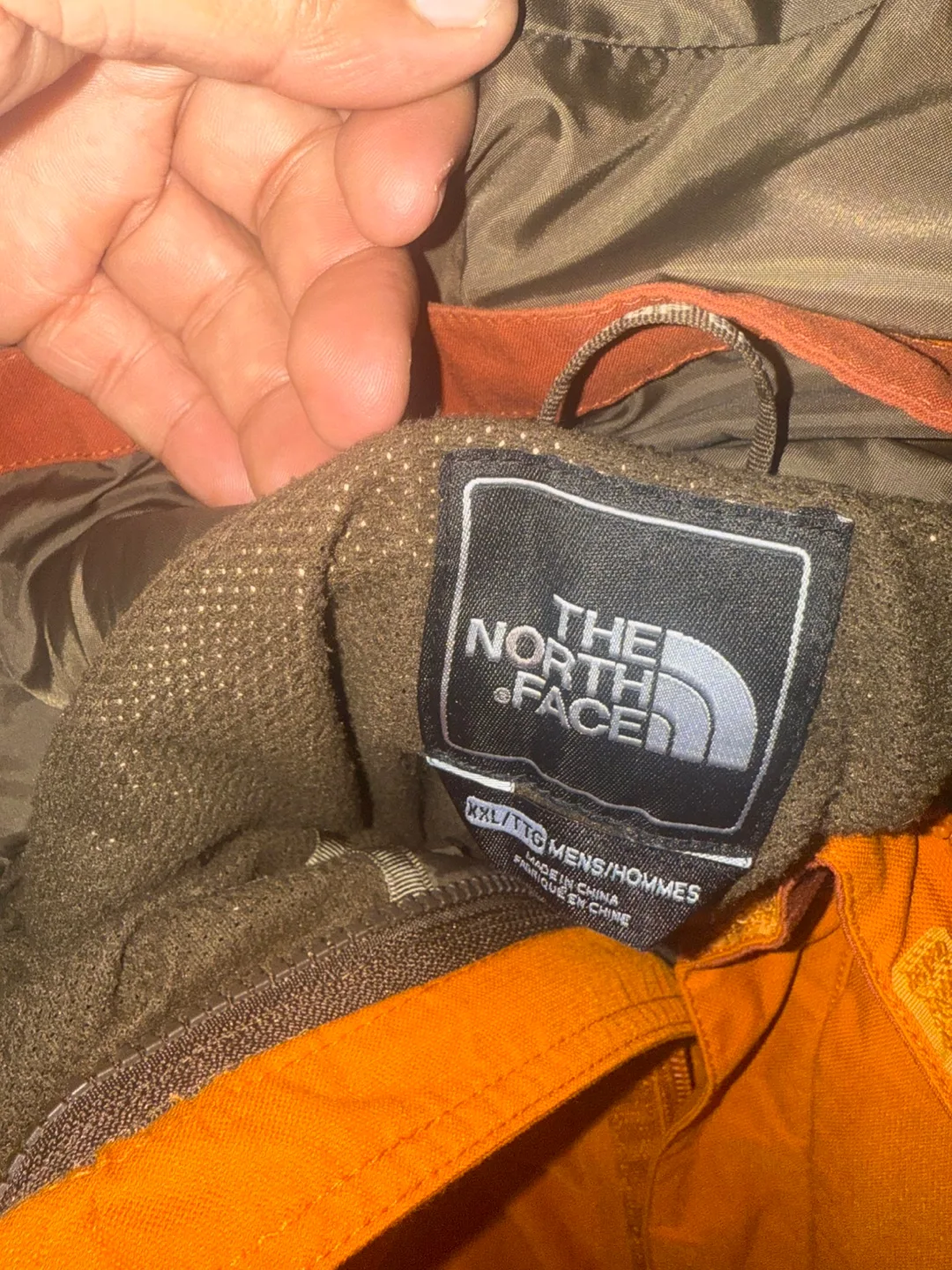 The North Face HyVent Orange/Red XXL Jacket image indicator(5)