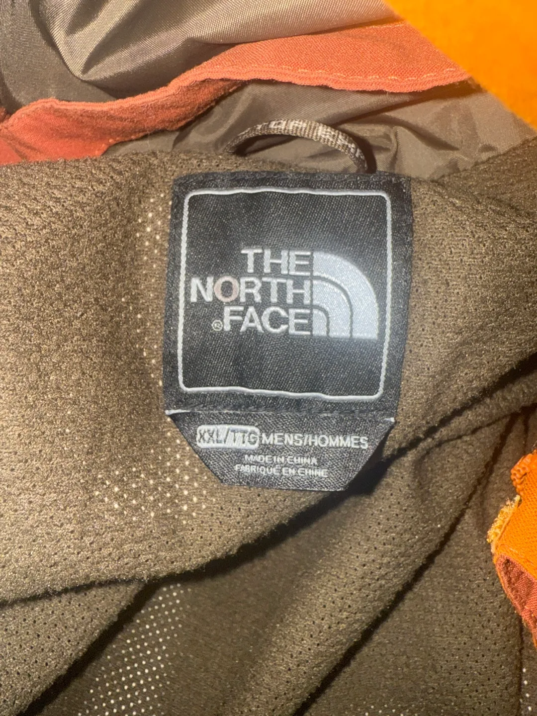 The North Face HyVent Orange/Red XXL Jacket image indicator(4)