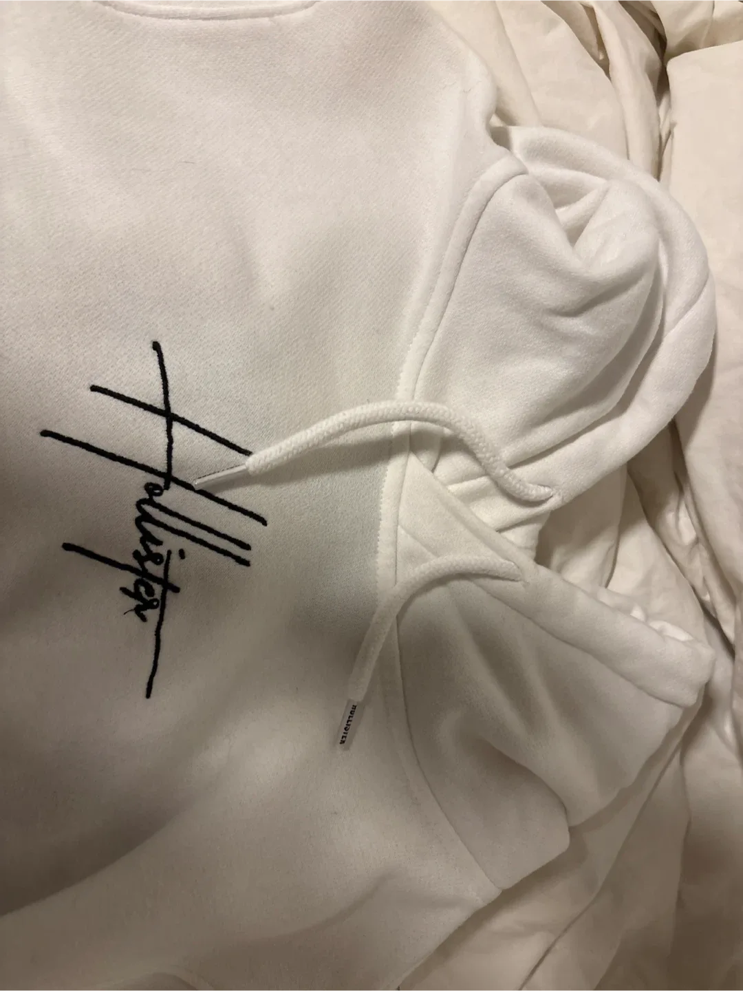 Hollister White Floral Hoodie image indicator(2)