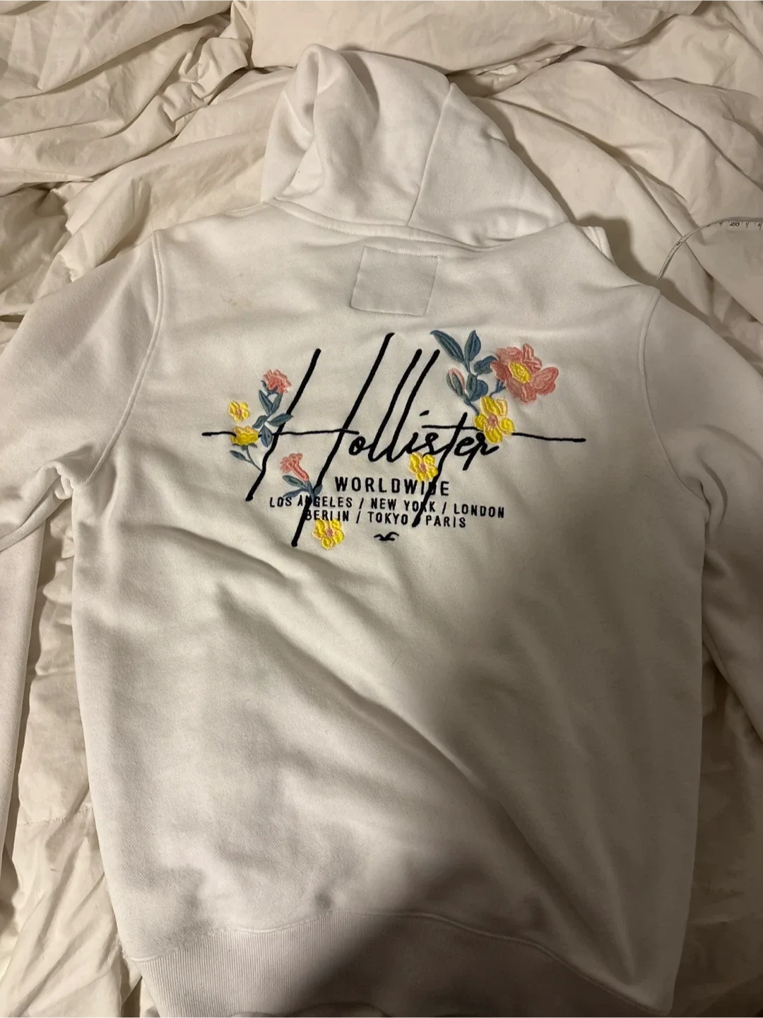 Hollister White Floral Hoodie image indicator(3)