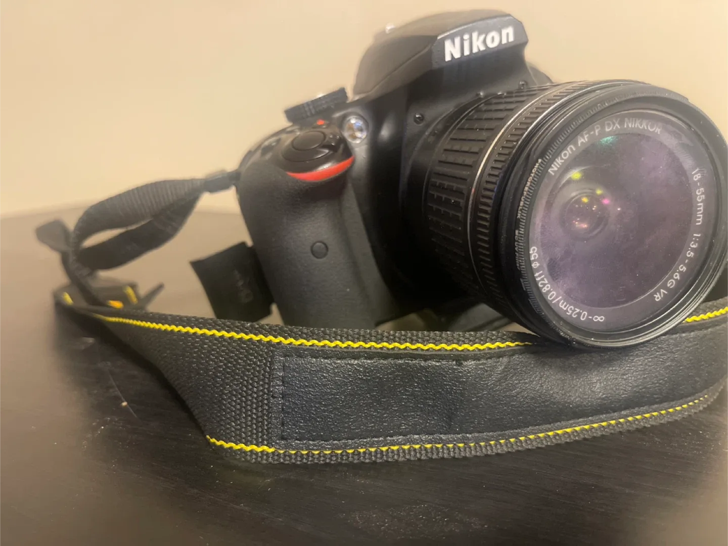 Nikon D3400 DSLR Camera with 18-55mm Lens + Lexar 32GB SD Card image indicator(2)