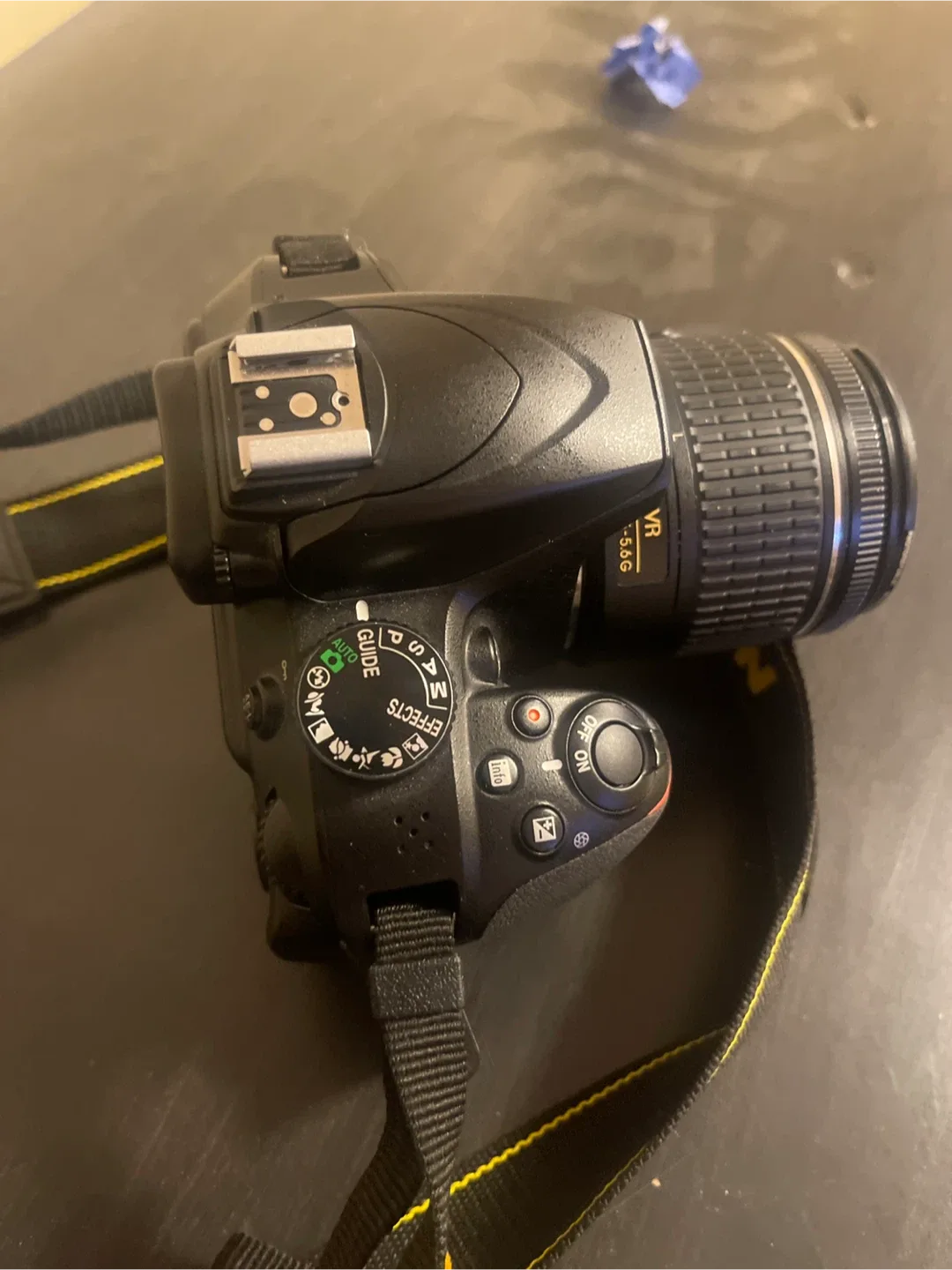 Nikon D3400 DSLR Camera with 18-55mm Lens + Lexar 32GB SD Card image indicator(4)