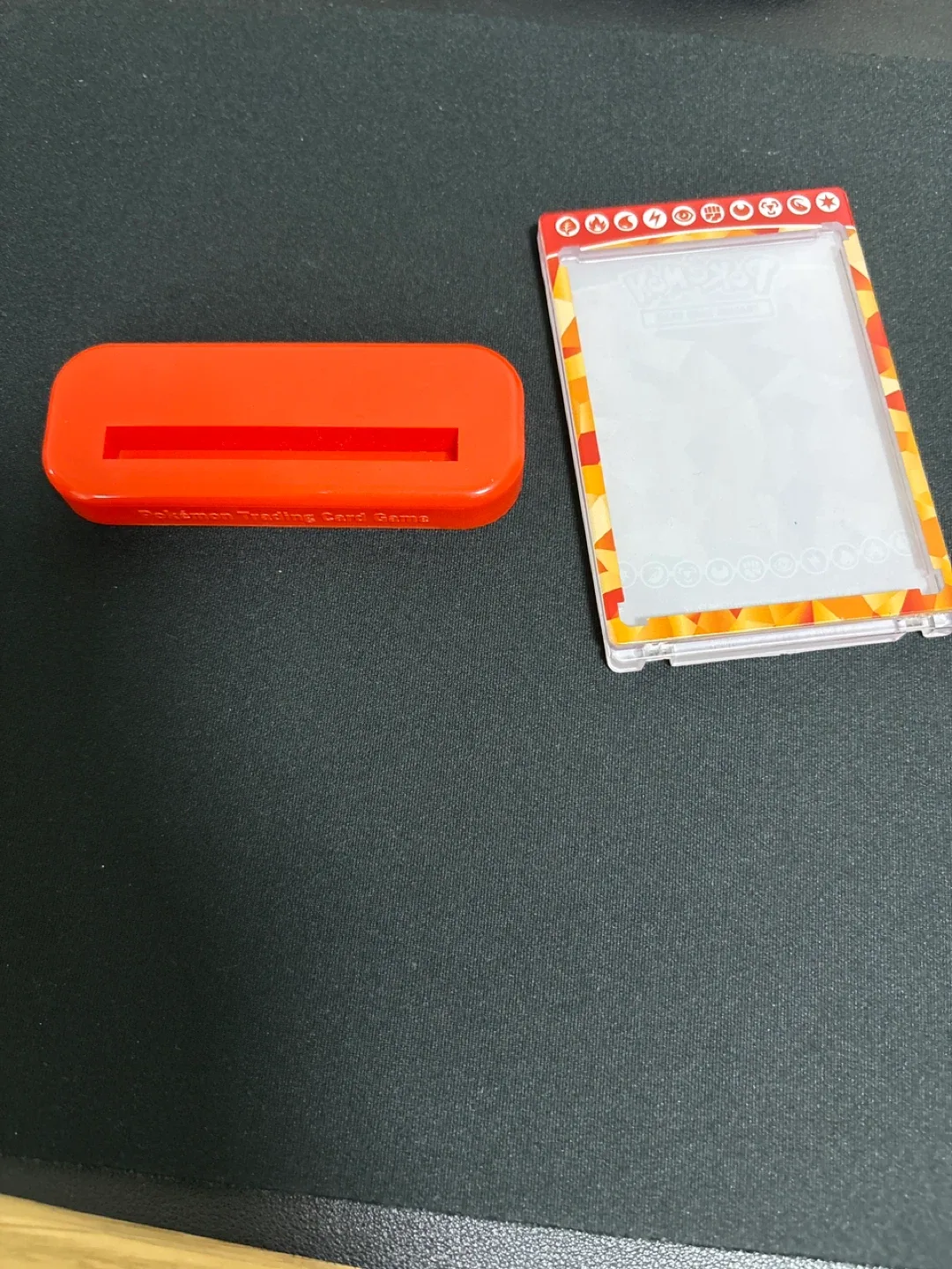 Pokemon Trading Card Game Display Stand image indicator(2)