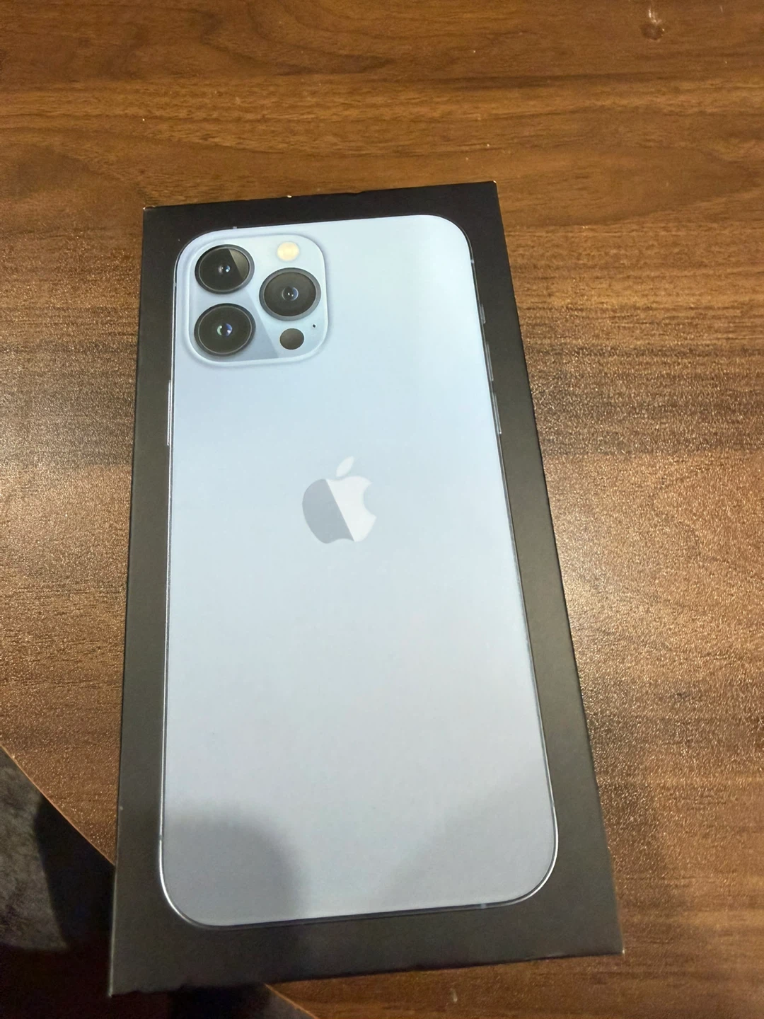iPhone 13 Pro Max - photo 3