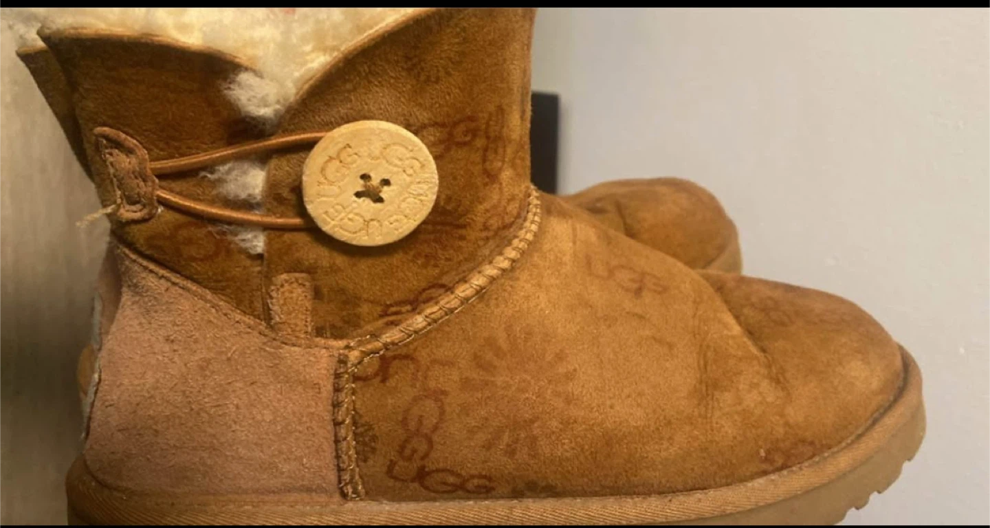UGG Australia Mini Bailey Button Boots - photo 3