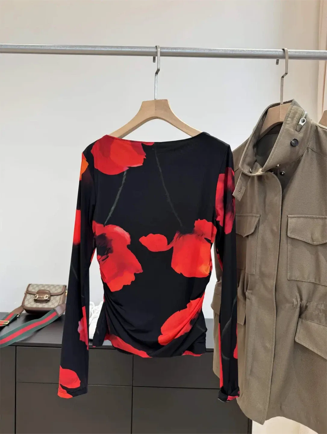 Dynamite Floral Long Sleeve Top - Size M no tag thumbnail