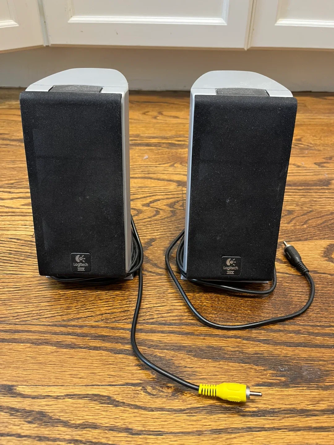Logitech S120 2.0 Speakers 🥕 thumbnail