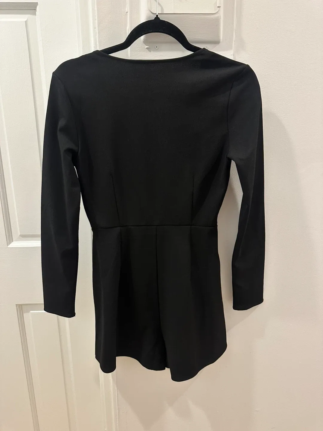H&M Divided Black Romper - Size 4 image indicator(3)